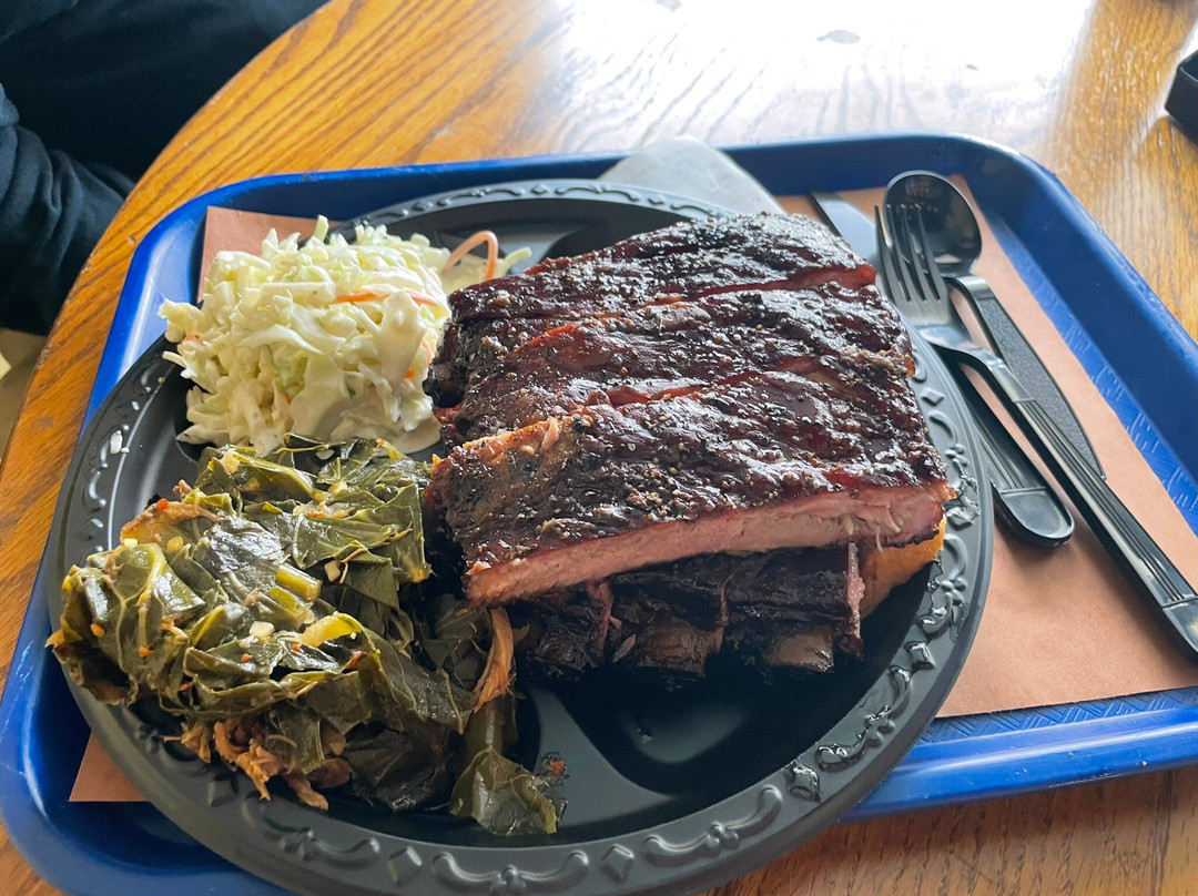 Blue Hound Barbecue & Grill