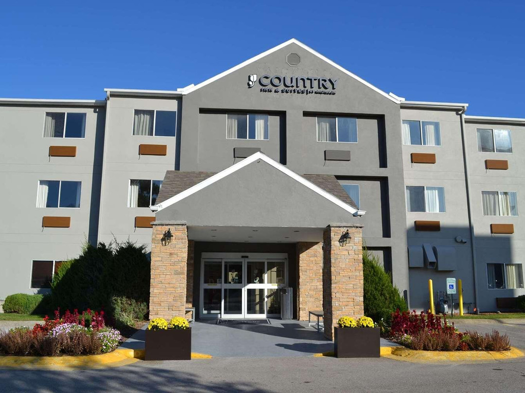 Country Inn & Suites by Radisson, Fairview Heights, IL