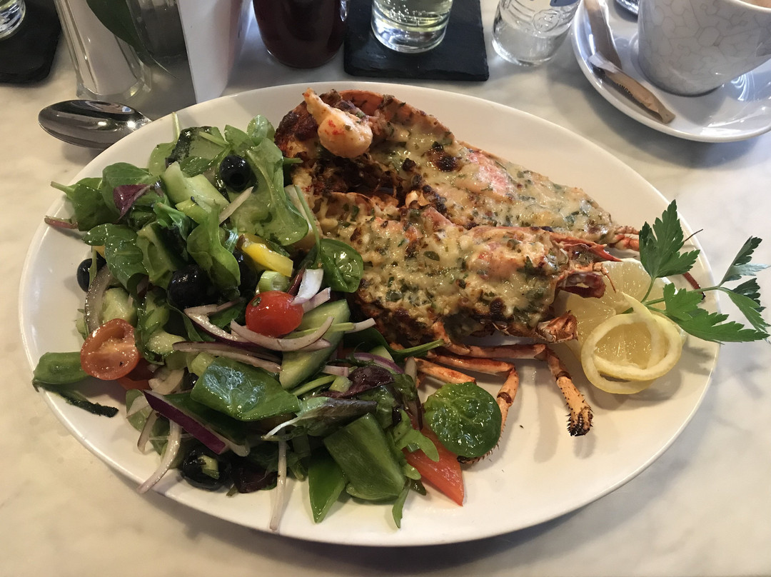 Go Fish Seafood Bar And Grill