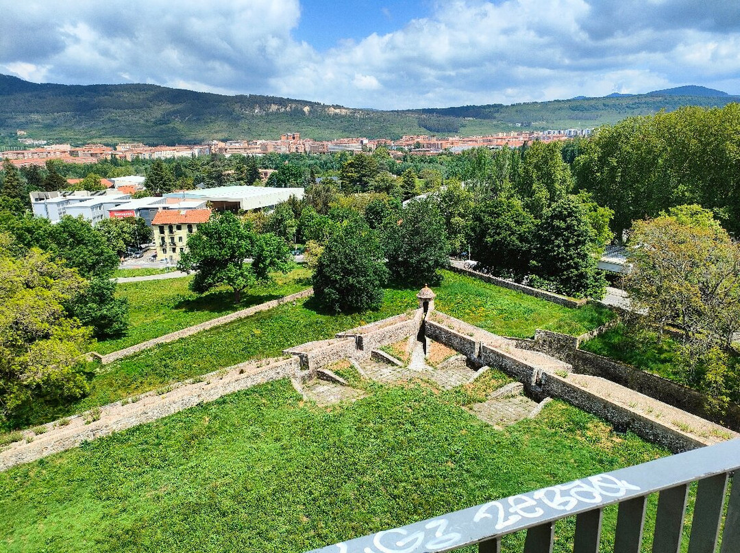 Mirador del Caballo Blanco-潘普洛纳必去景点