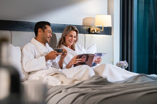 斯派瑟斯巴尔弗酒店主图