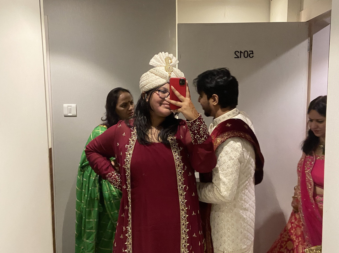 The Byke Suraj Plaza主图