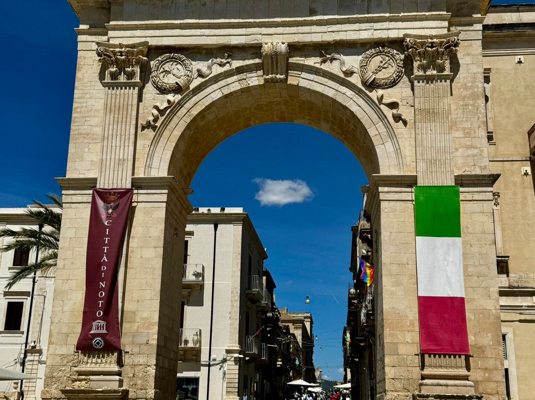 Porta Reale景点图片