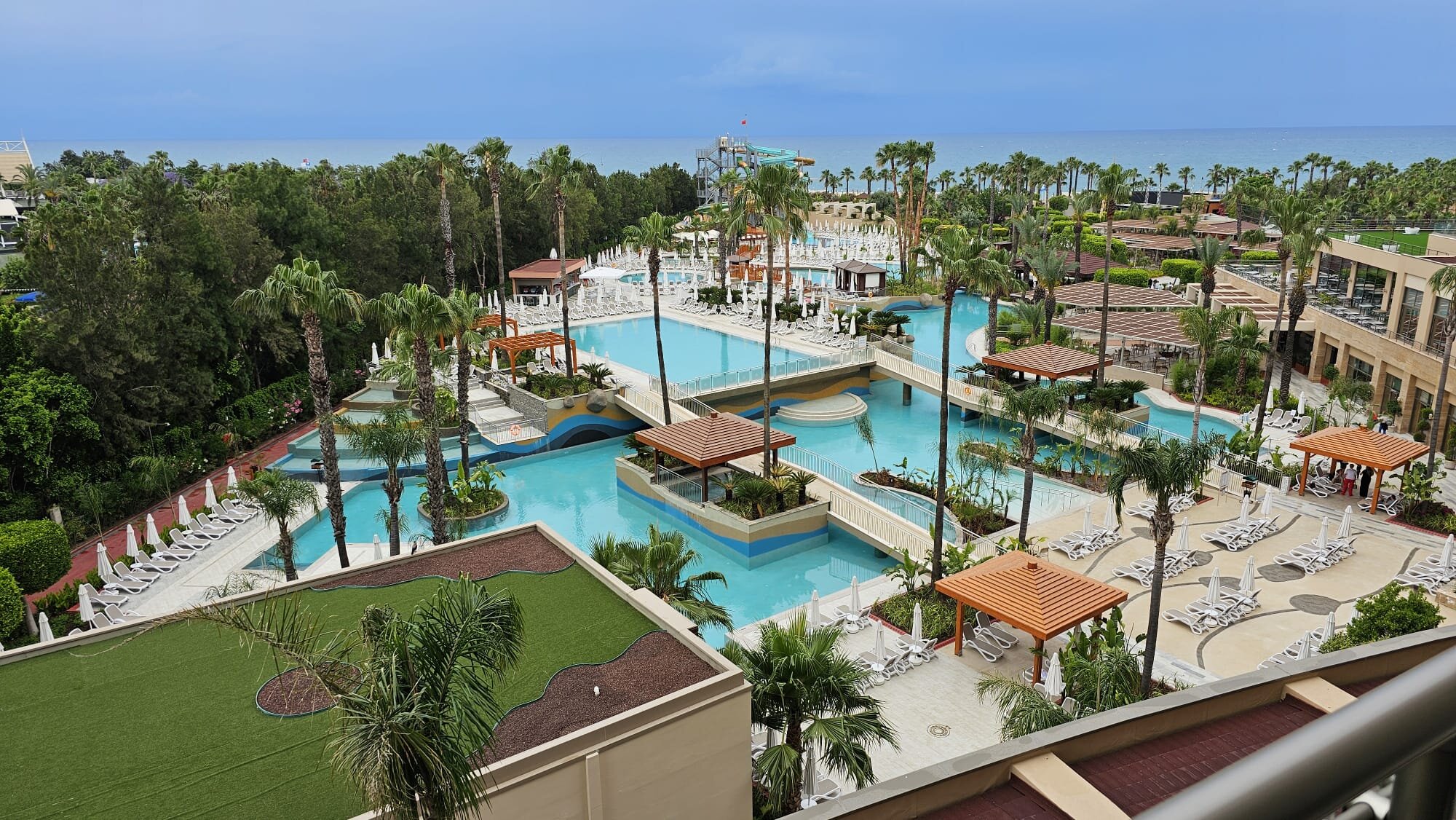 Fame Residence Lara & SPA-泳池