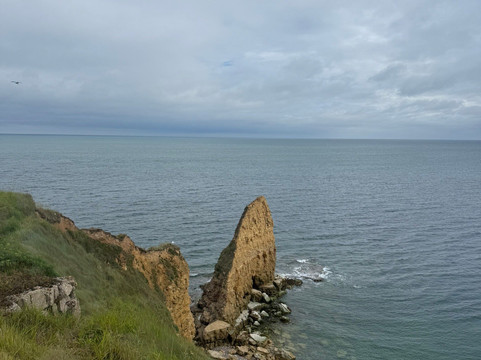 Pointe Du Hoc Memorial-Saint Pierre du Mont必去景点