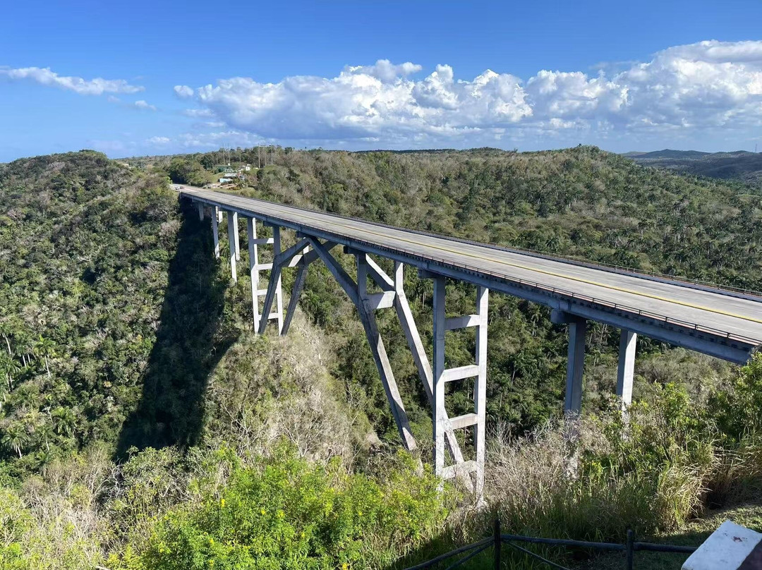 Puente de Bacunayagua-马坦萨斯必去景点