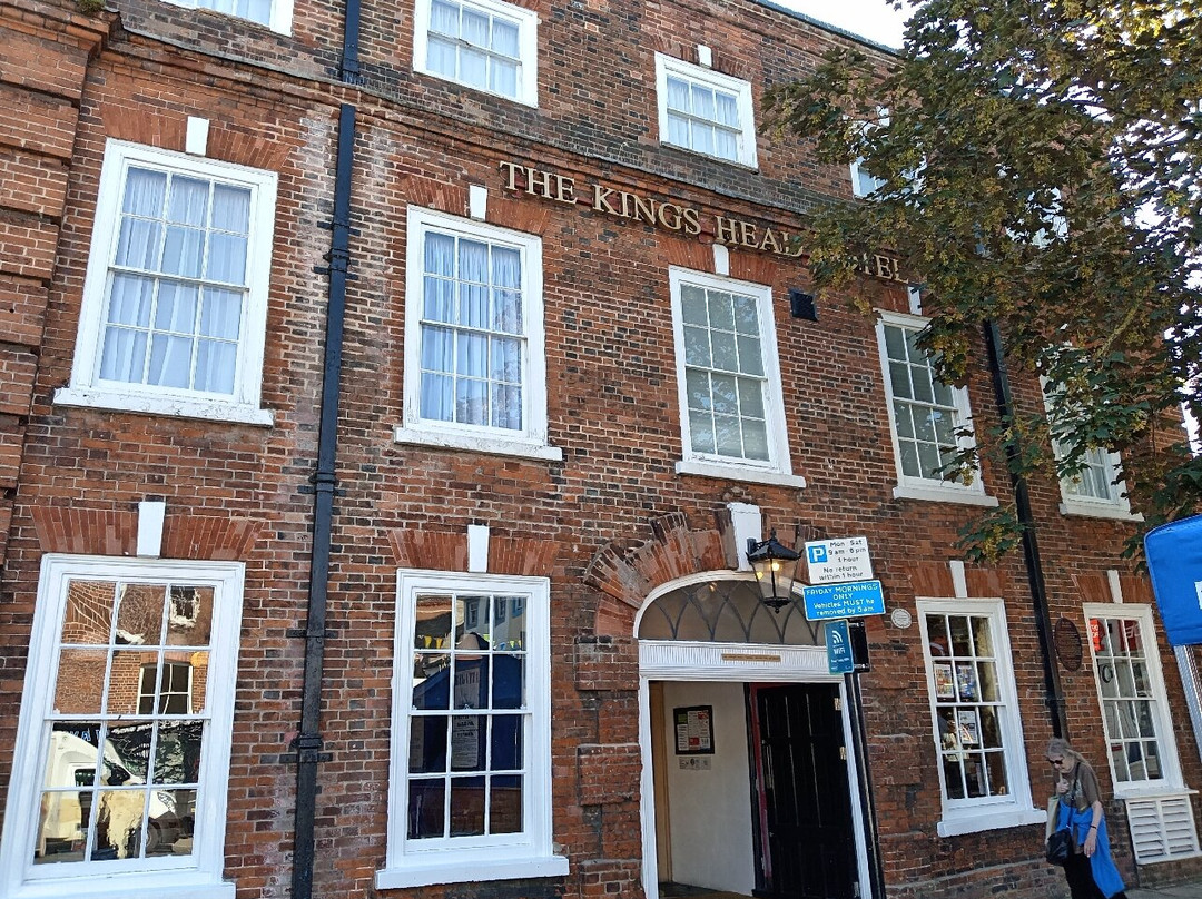 The Kings Head Hotel主图