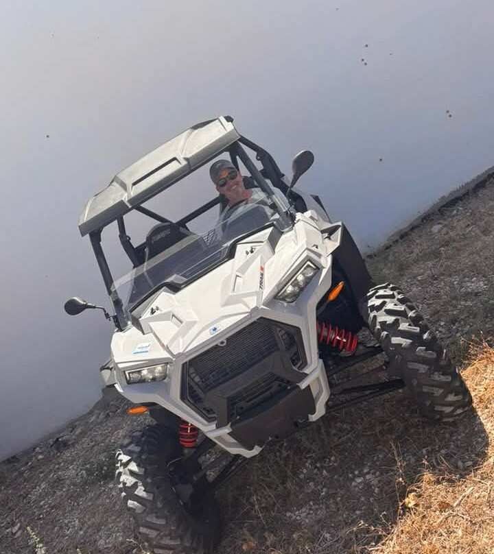 Santoride Rent a Moto-卡马里必去景点