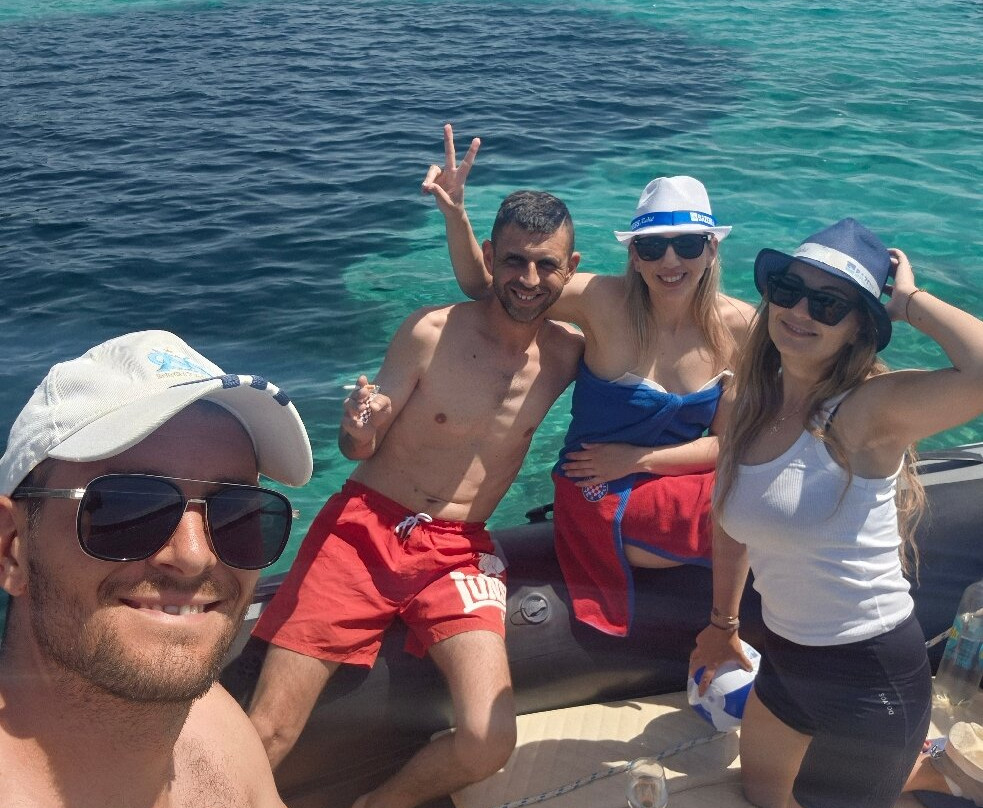 Inception boats - Boat tours-特罗吉尔必去景点