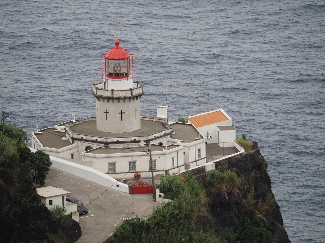 Farol do Arnel-Nordeste必去景点