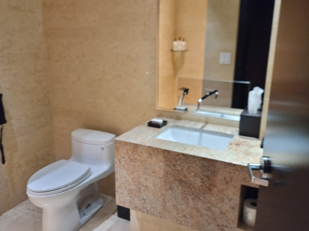 EB Hotel Miami Airport主图