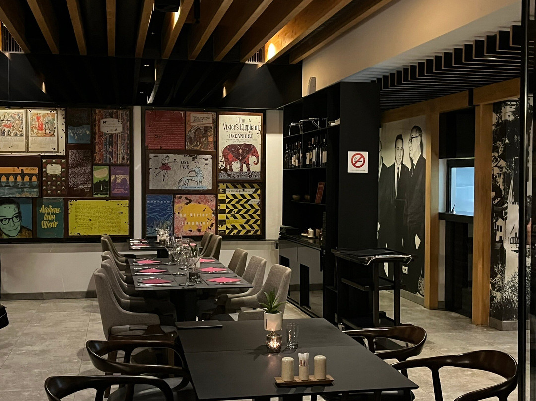 Ex Ponto Bar & Restaurant