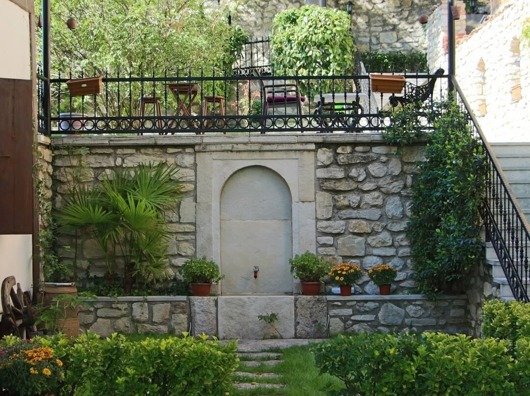 雷拉哈尼姆克纳吉酒店主图