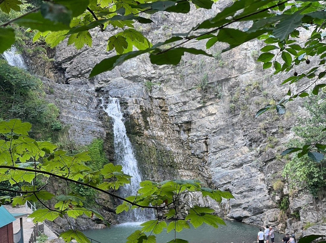 Zmeykovskiye Waterfalls-索契必去景点