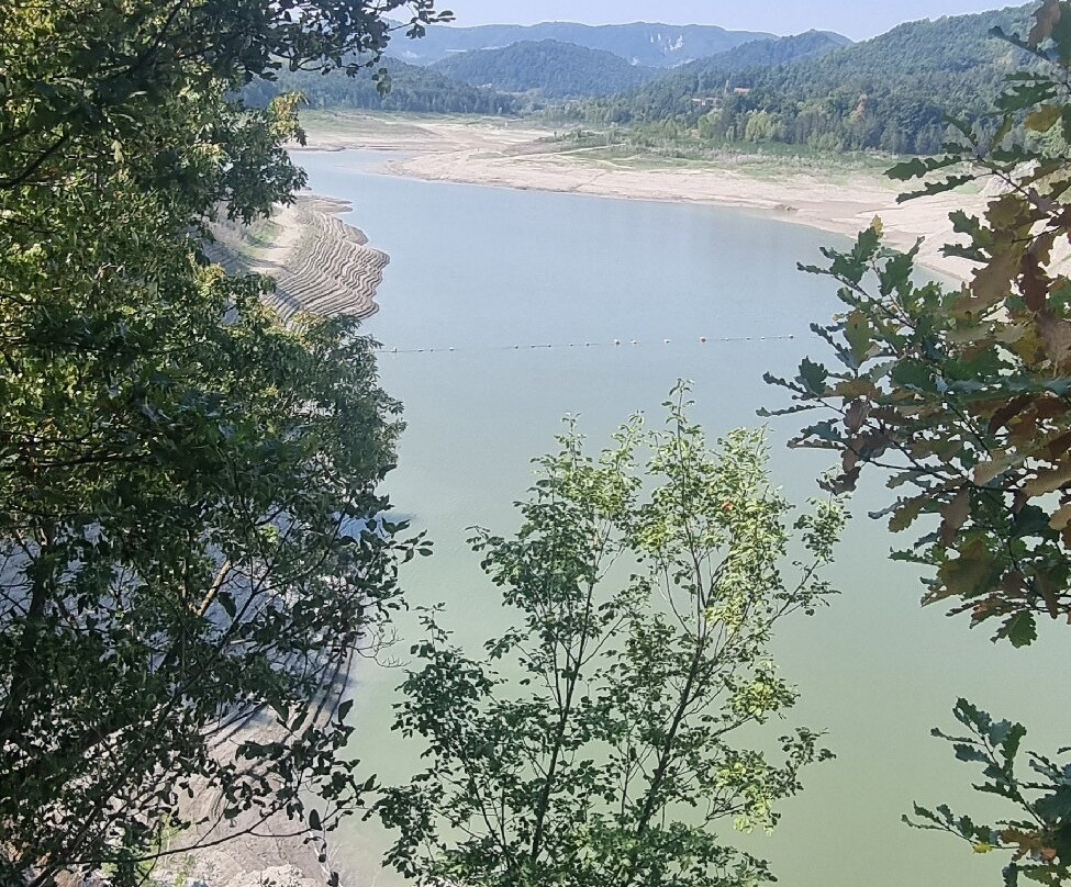 Lago di Trebecco e Diga del Molato-Nibbiano必去景点