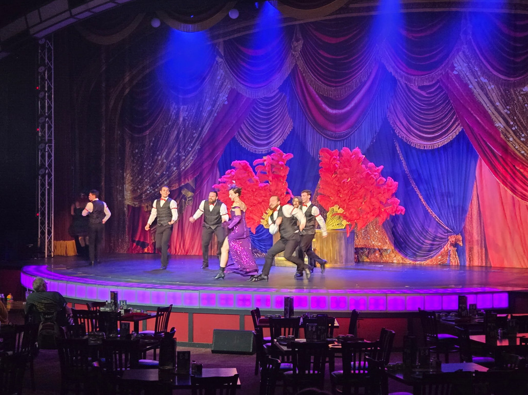 Sneaky Pete's Wild West Dinner Show-威斯康星峡谷必去景点