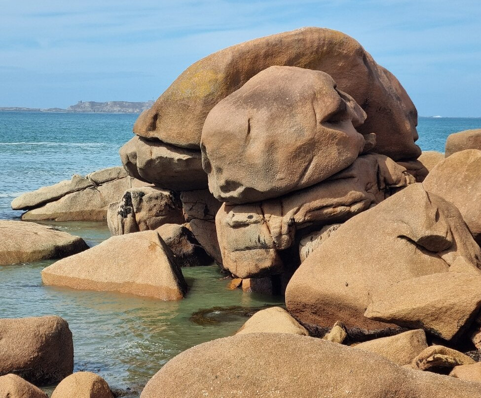 Cote de Granit Rose-拉尼翁必去景点