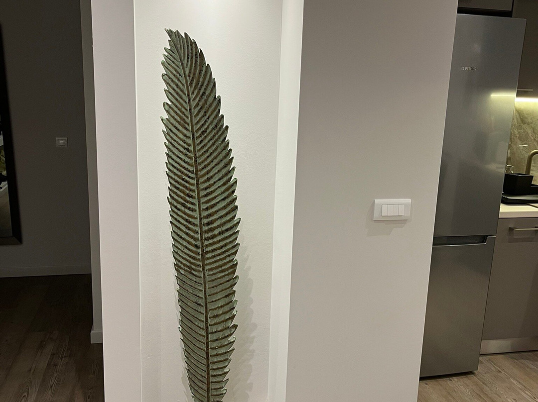 The Twelve Suites Collection主图