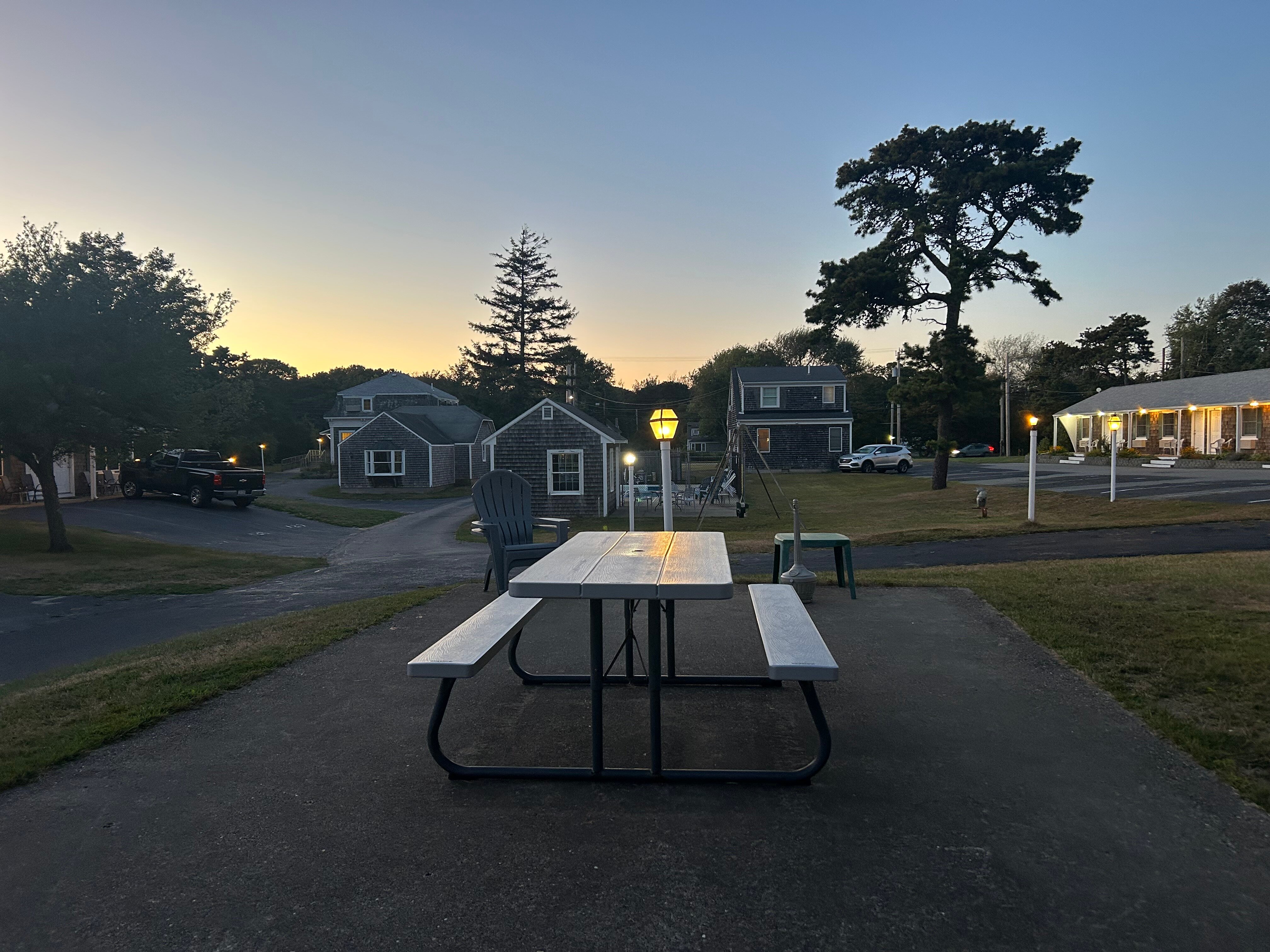The Chatham Motel-官方