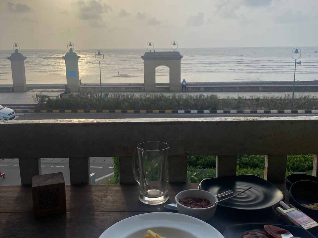 Praveg Beach Resort Daman, Lighthouse Beach主图