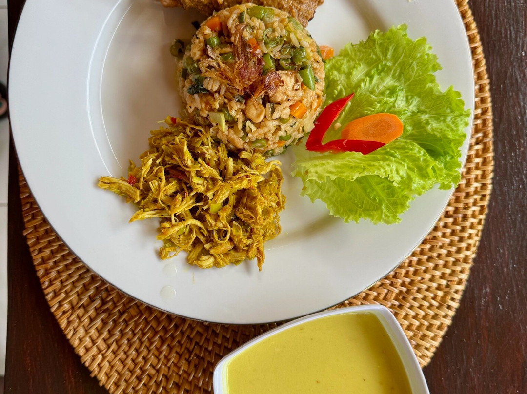 Ibu Dewi's Private Cooking Class-罗威那海滩必去景点