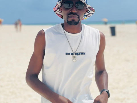 Twentyeight Tours-坎帕拉必去景点