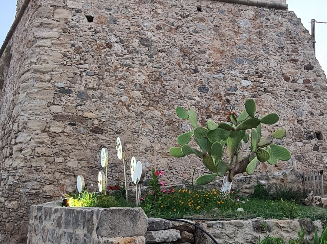 Mavros Molos-基萨莫斯必去景点