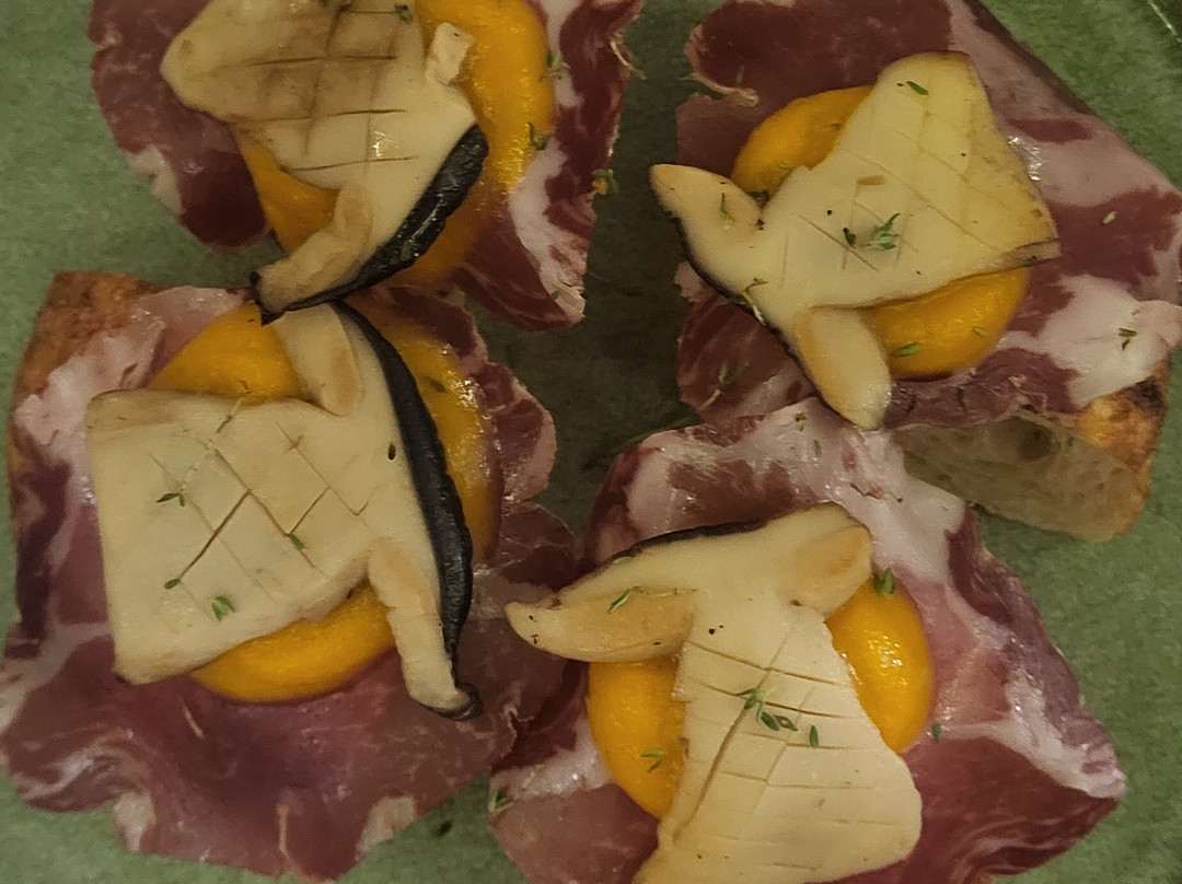 拉皮斯塔酒店主图