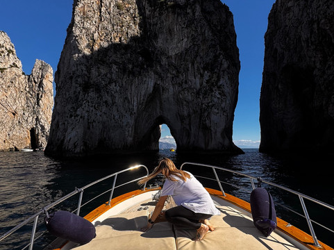 Ciro Capri Boats-卡碧岛必去景点