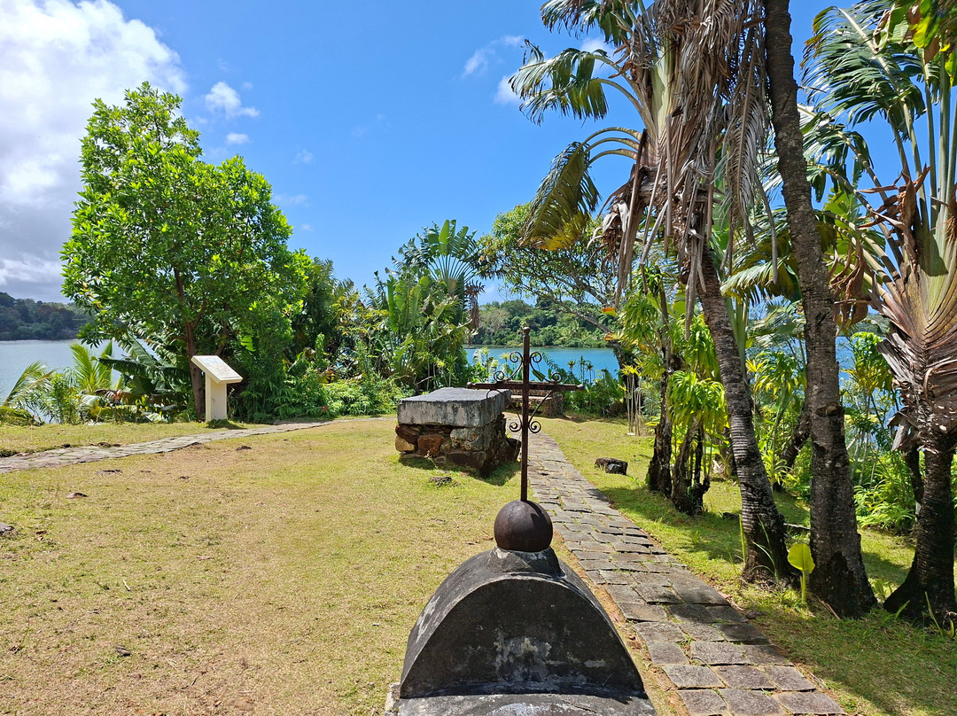 Pirate Cemetery on Nosy Boraha-Nosy Boraha必去景点
