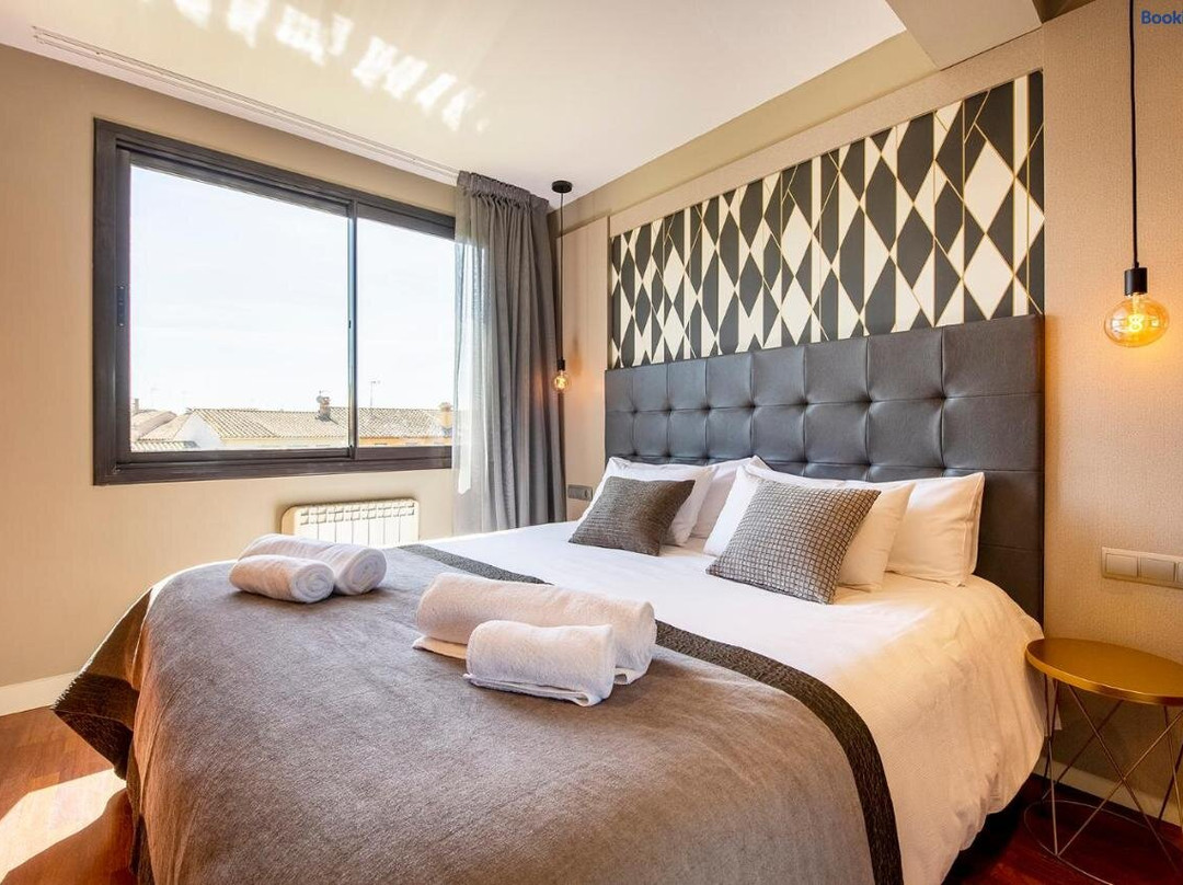 Up Rooms Banyoles