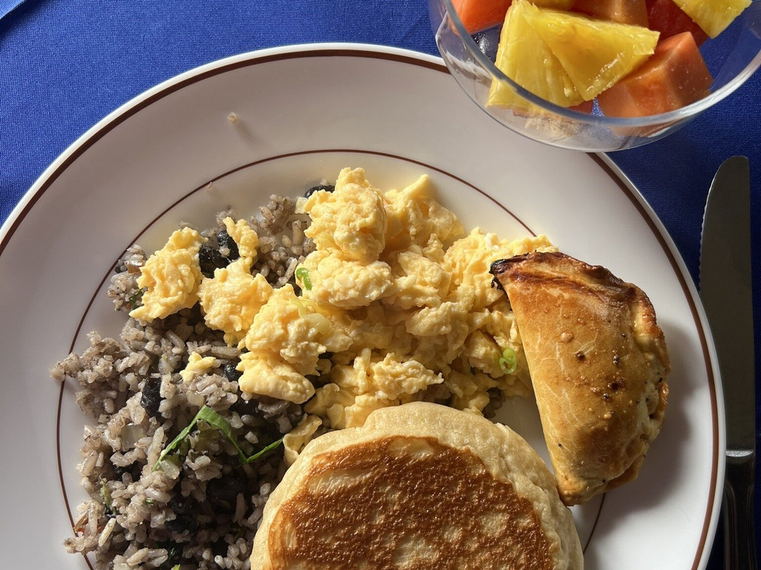 图尔农别墅酒店主图