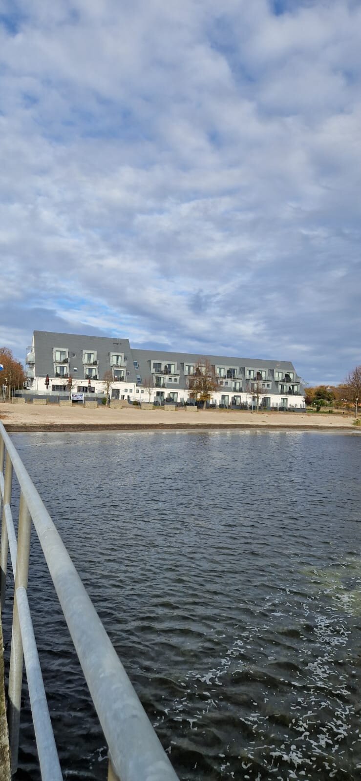 Strandhotel Dranske-官方