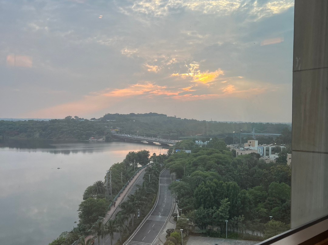 Taj Lakefront Bhopal主图