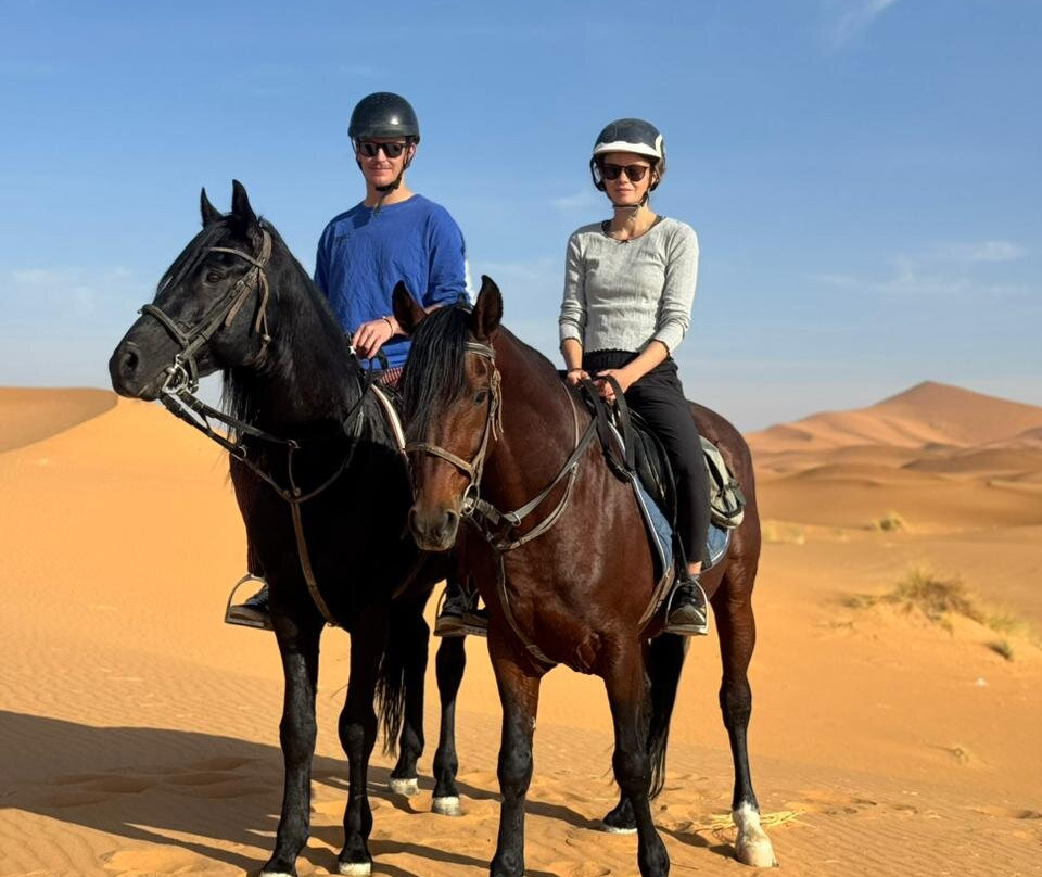 Merzouga Horse Riding-Hassilabied必去景点