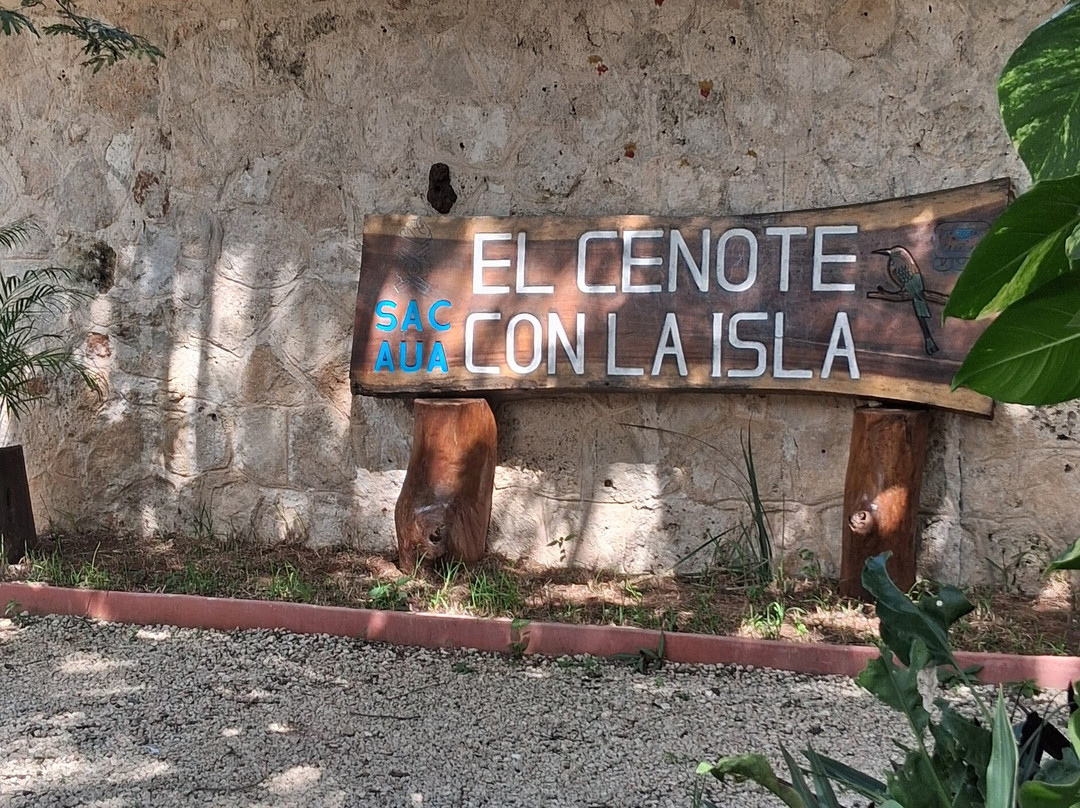 Cenote SAC-AUA-巴利亚多利德必去景点