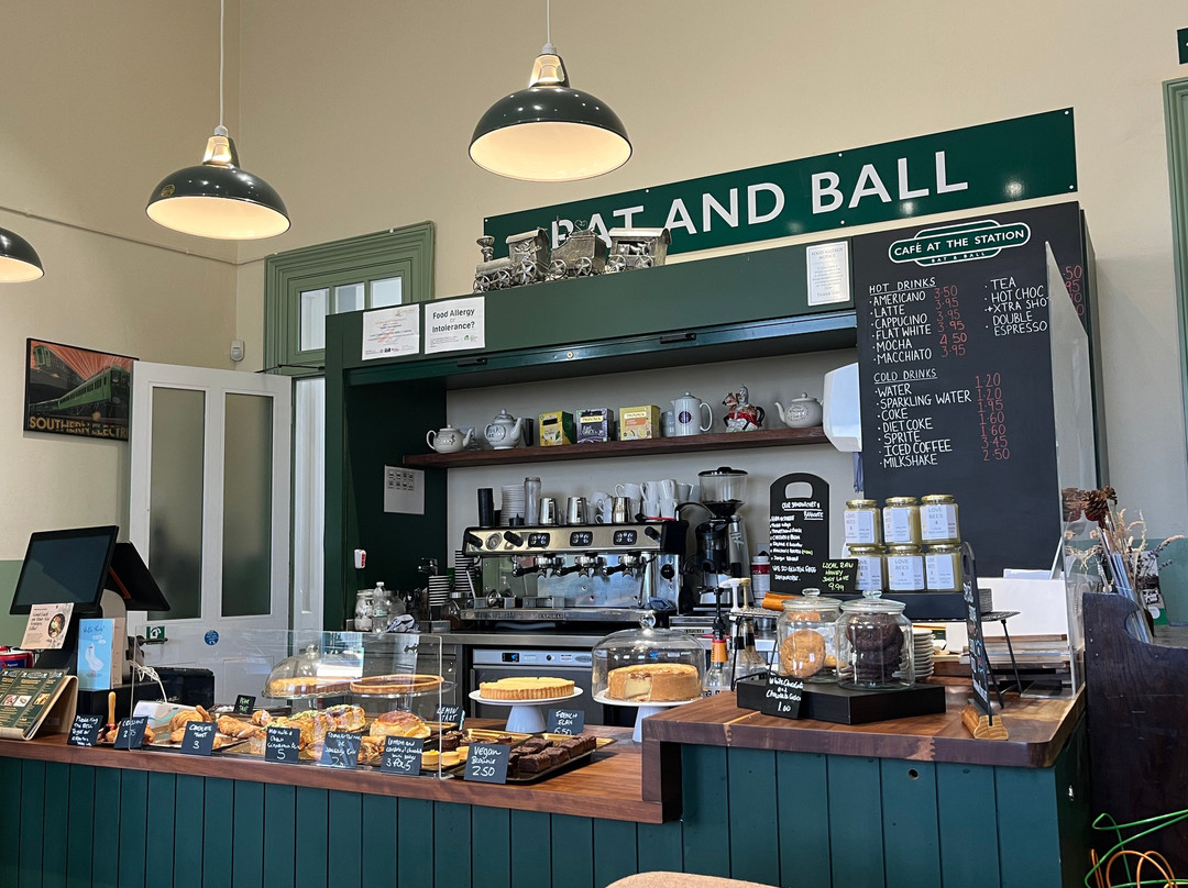 Bat & Ball Cafe