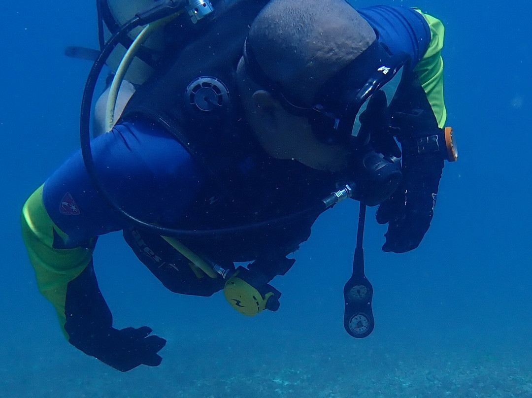 Satrio AE35 Adventure