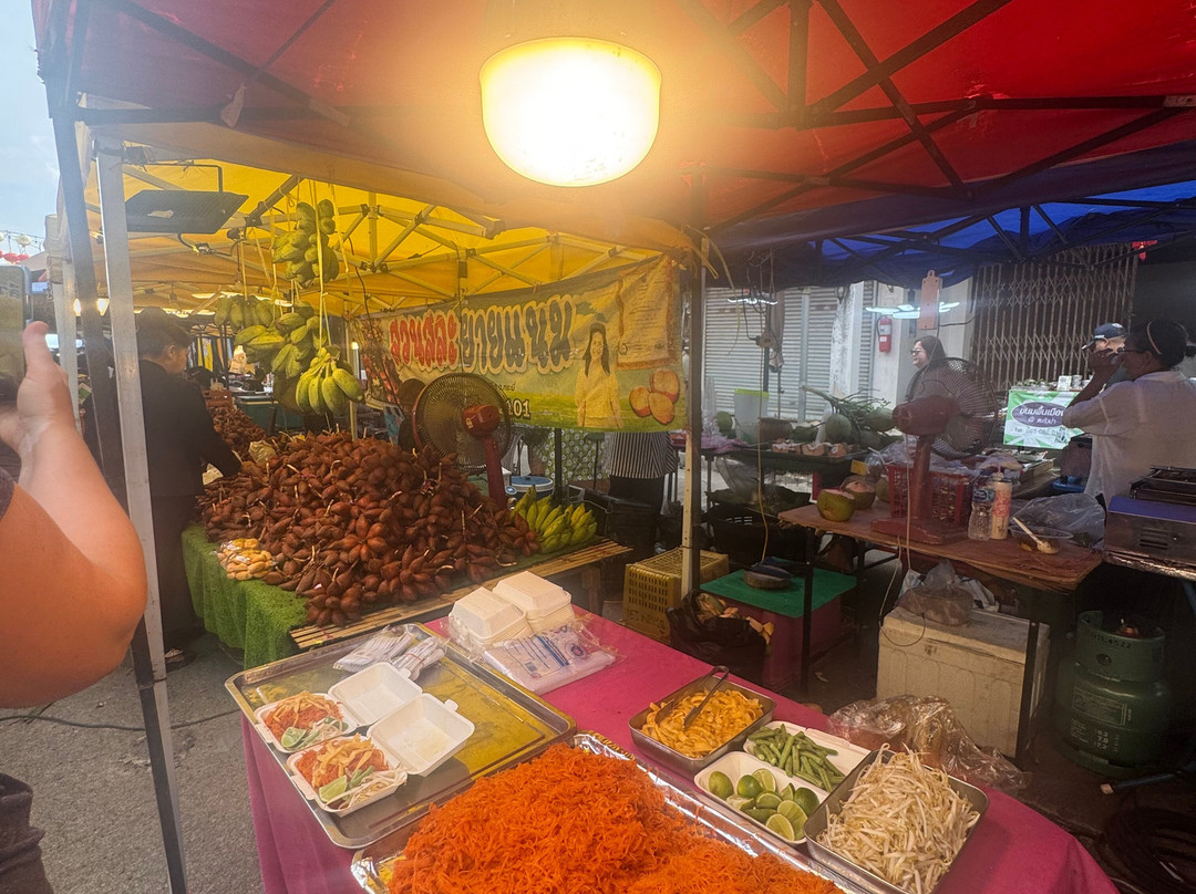 Old Takua Pa Sunday Market-达瓜巴必去景点