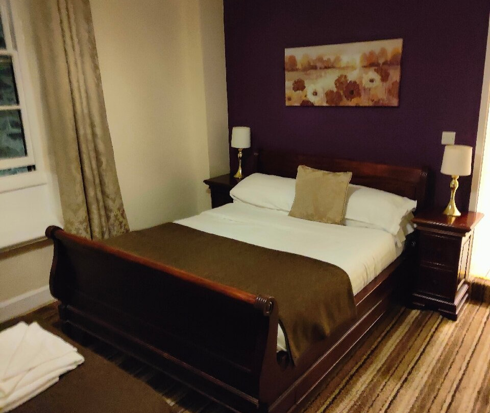 The Eagles Hotel主图