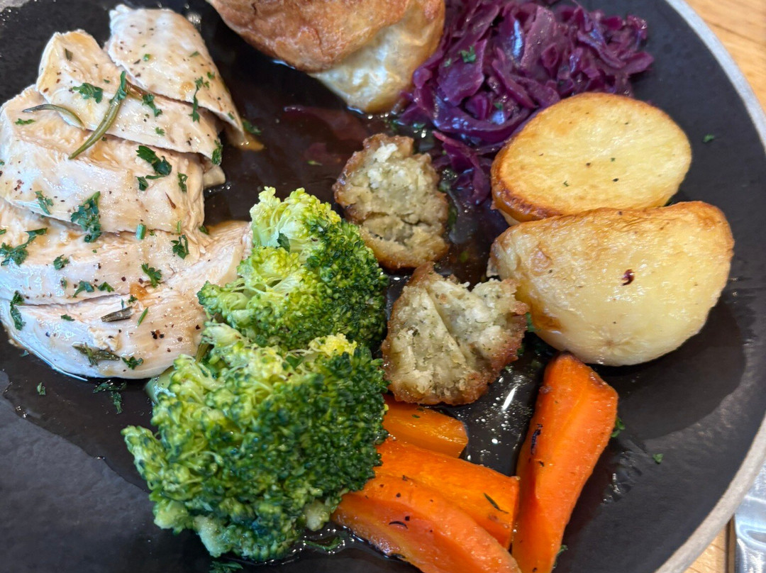 The Red Lion Hotel主图