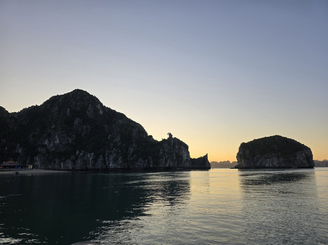 Cat Ba Kayak Adventures-下龙湾必去景点