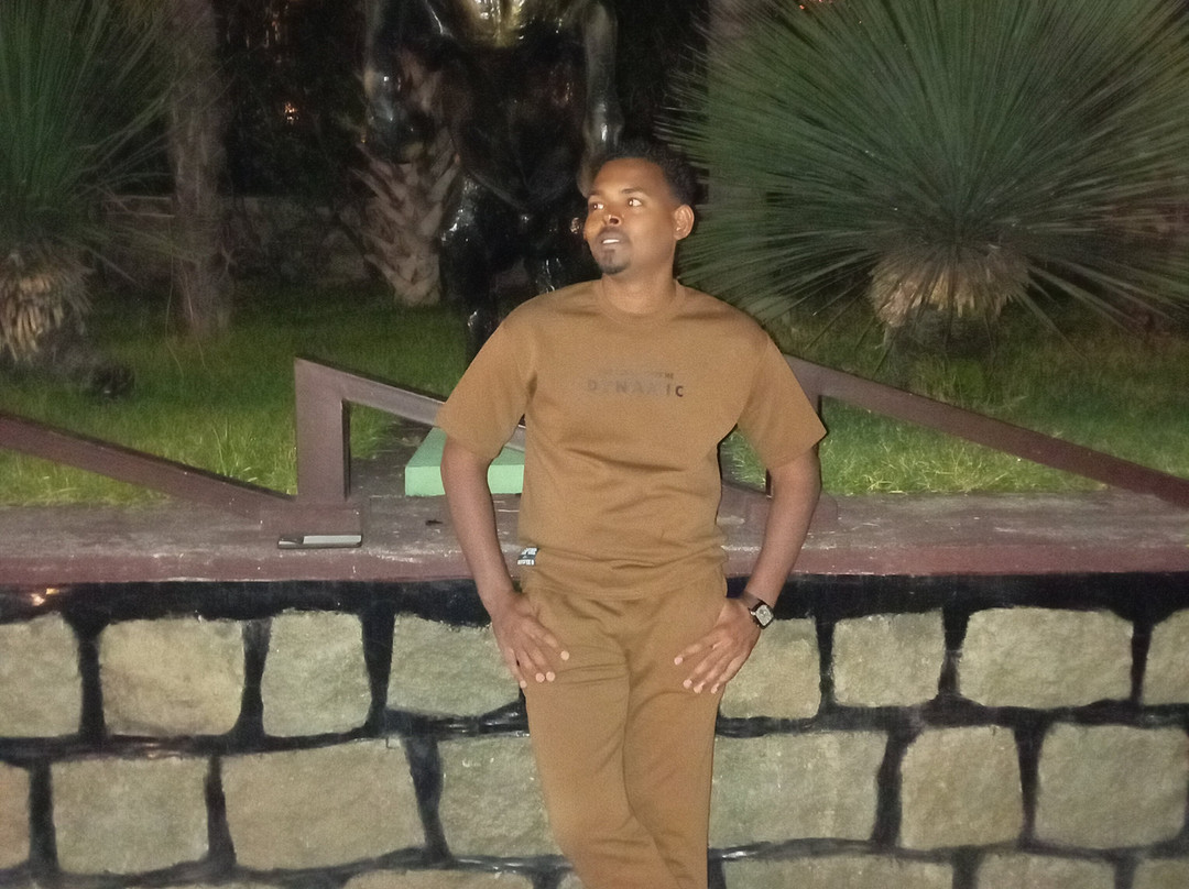 Lewi Hotels & Resorts主图