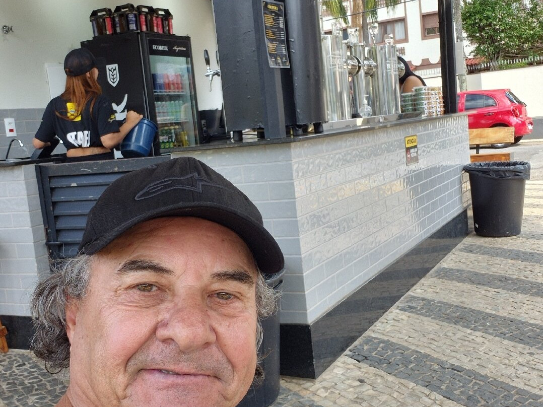 Praca Adhemar de Barros-阿瓜斯迪林多亚必去景点