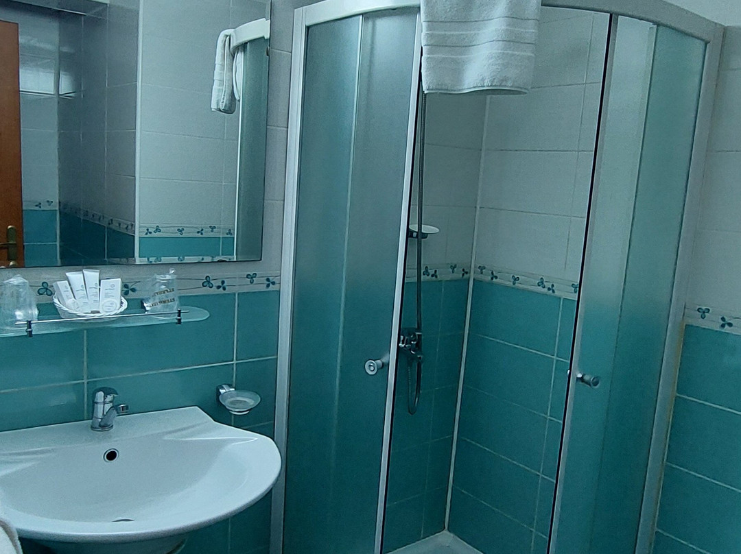 Emma West Hotel主图