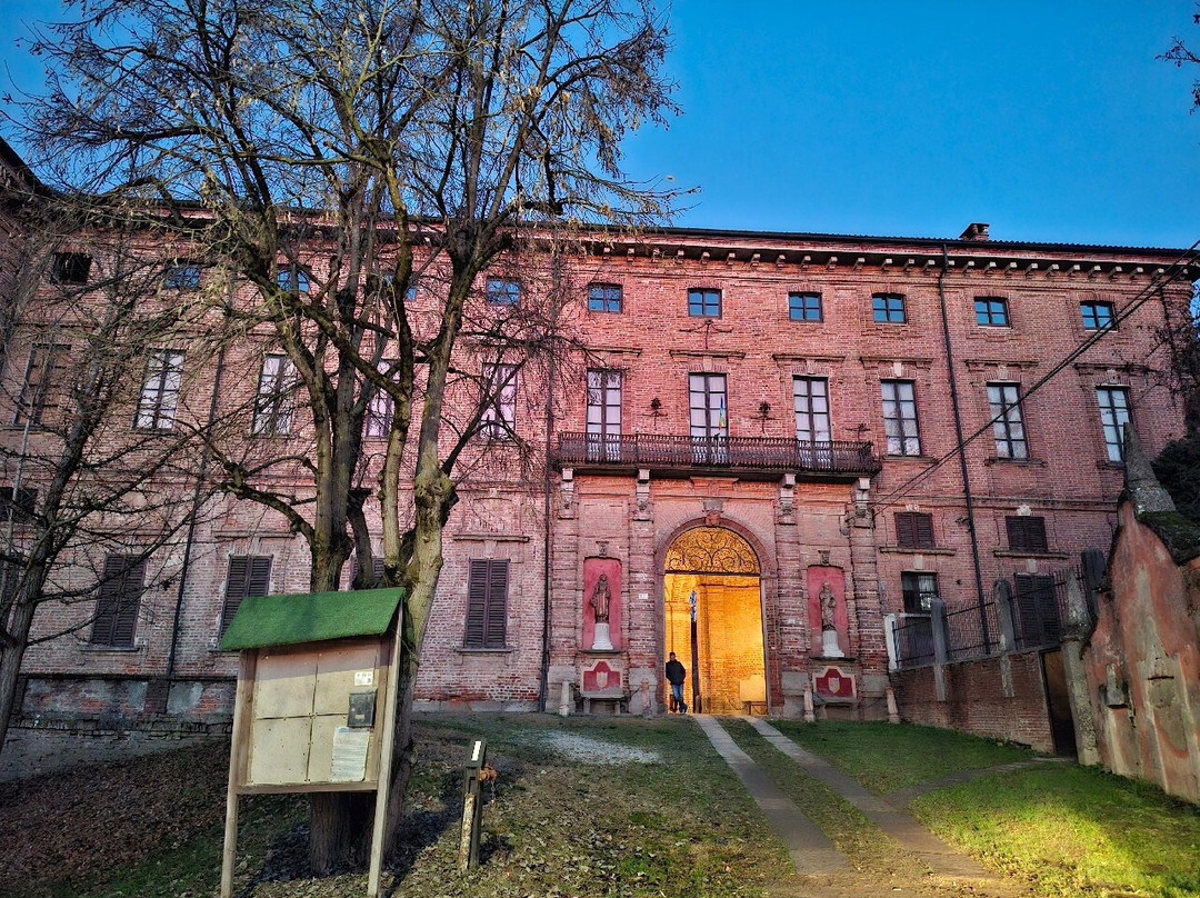 Complesso Monumentale di Rocca Brivio-圣朱利亚诺米拉内塞必去景点