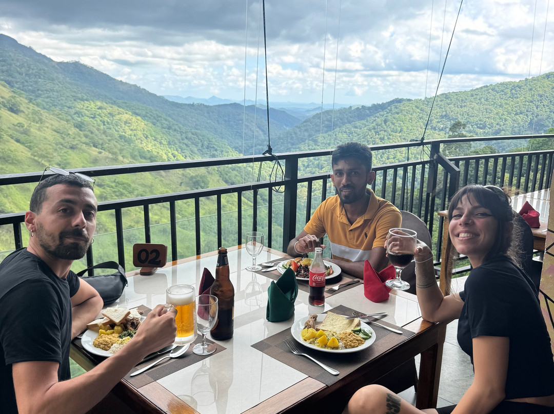 Dilshan Ella City Tours-Karandagolla必去景点