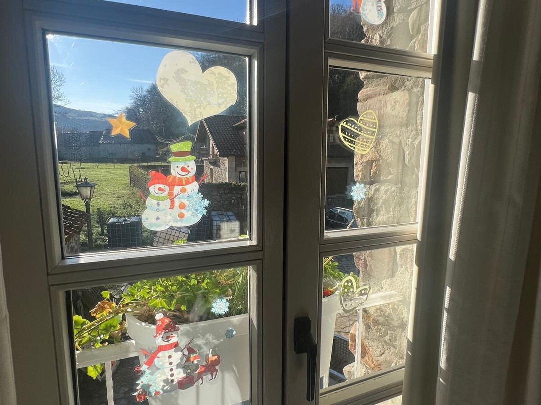 El Bosque de La Anjana主图