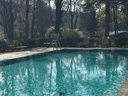 跨度温泉度假村主图