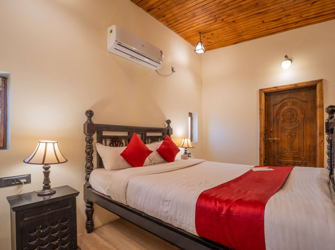 Hotel Shahi Palace主图